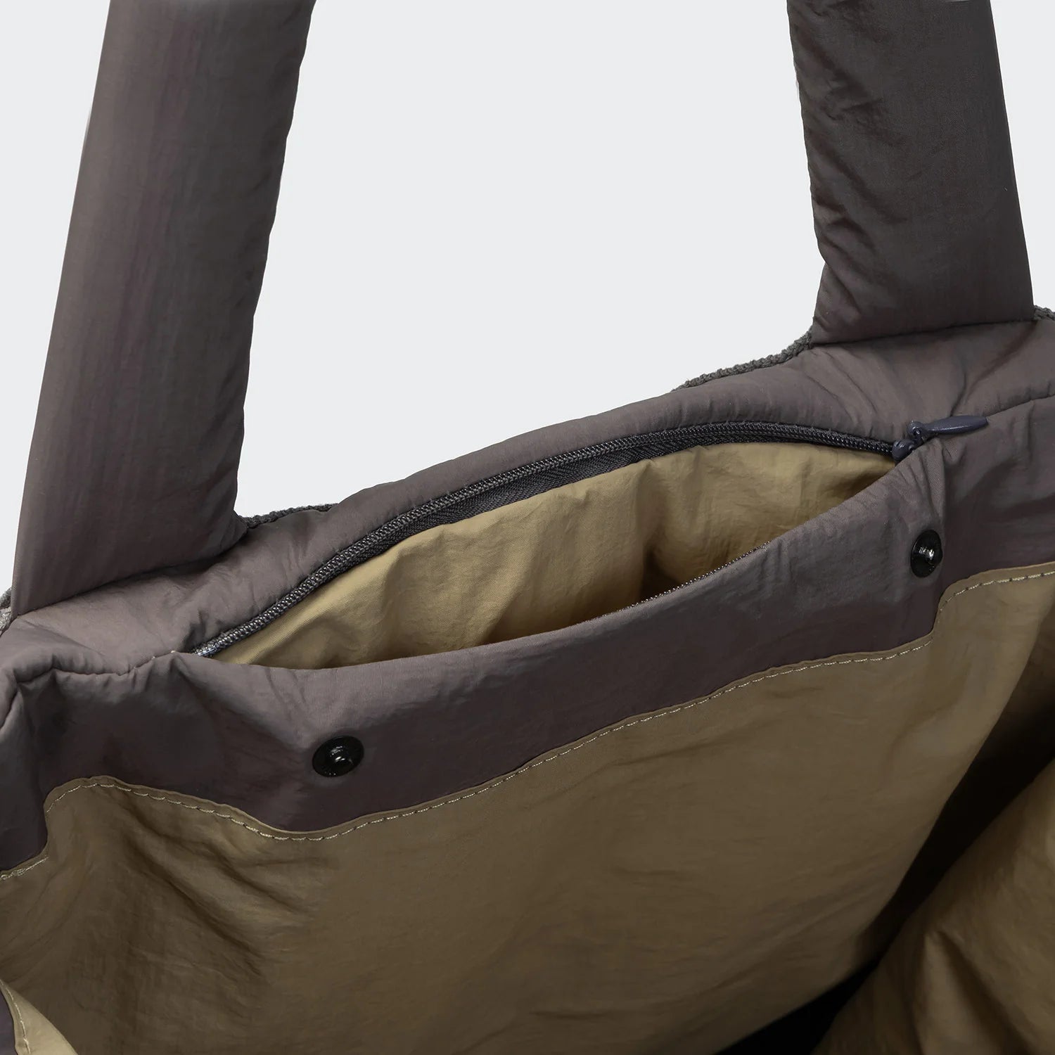 Cloud7 Hundereisebett Tote Bag Aktiv Puffer Dark Grey Khaki Hundedecke für unterwegs wasserabweisend warm