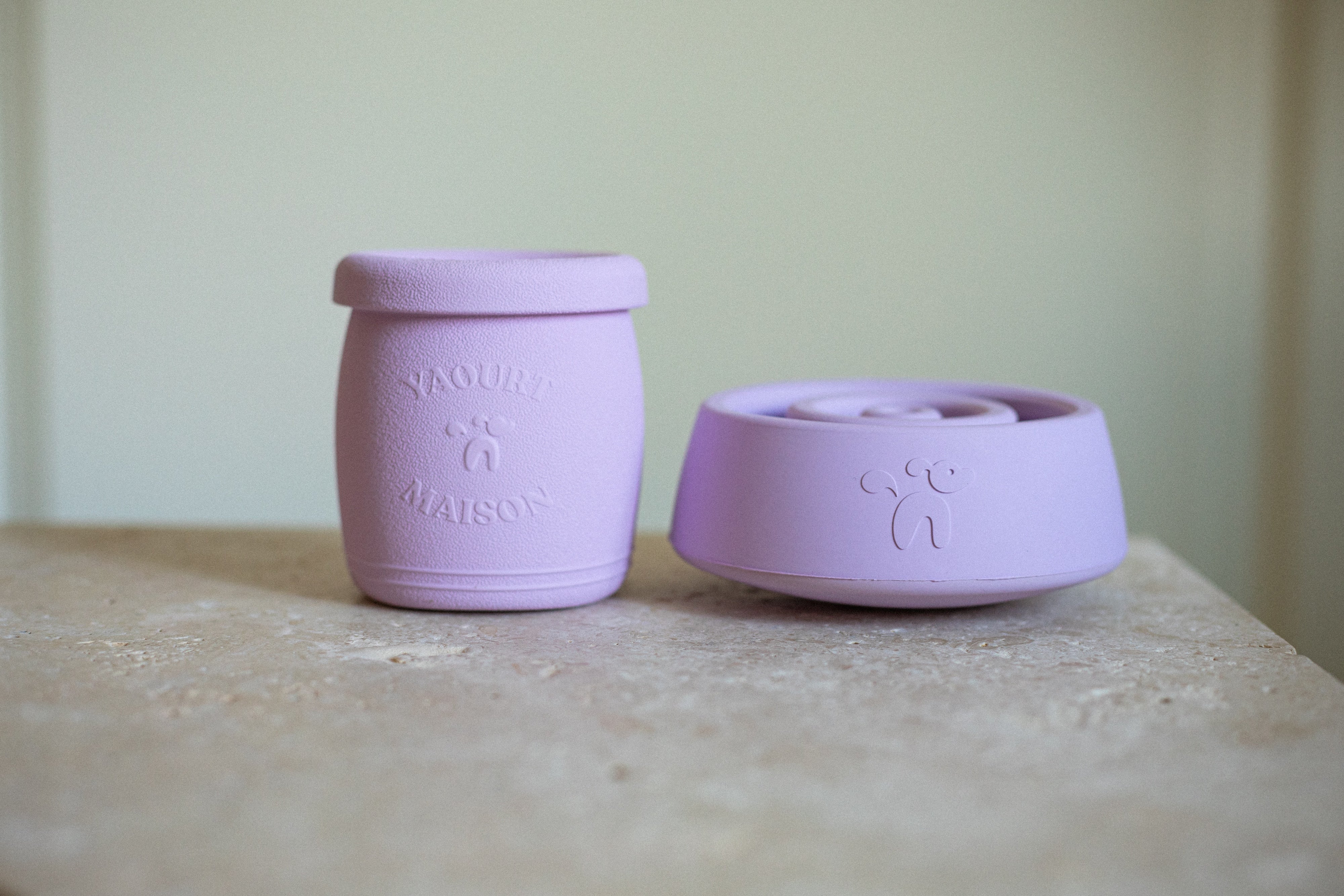 Inooko Yoomy Pot Yoomy Wobble Beschäftigungsspielzeug Lavendel