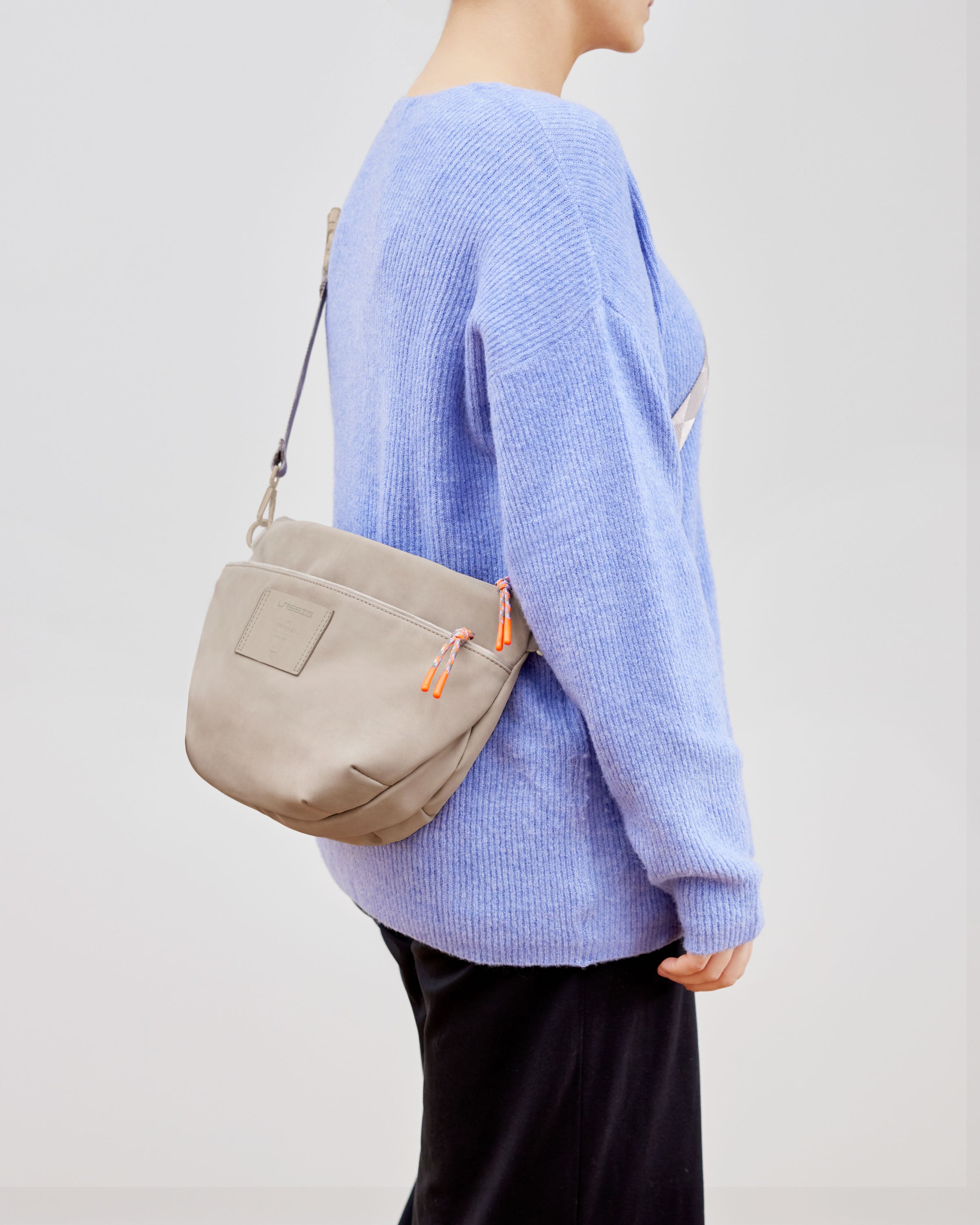 LÄSSIG Organizer Bum Bag Humus Leckerlibeutel zum Umhängen Crossbody Bag