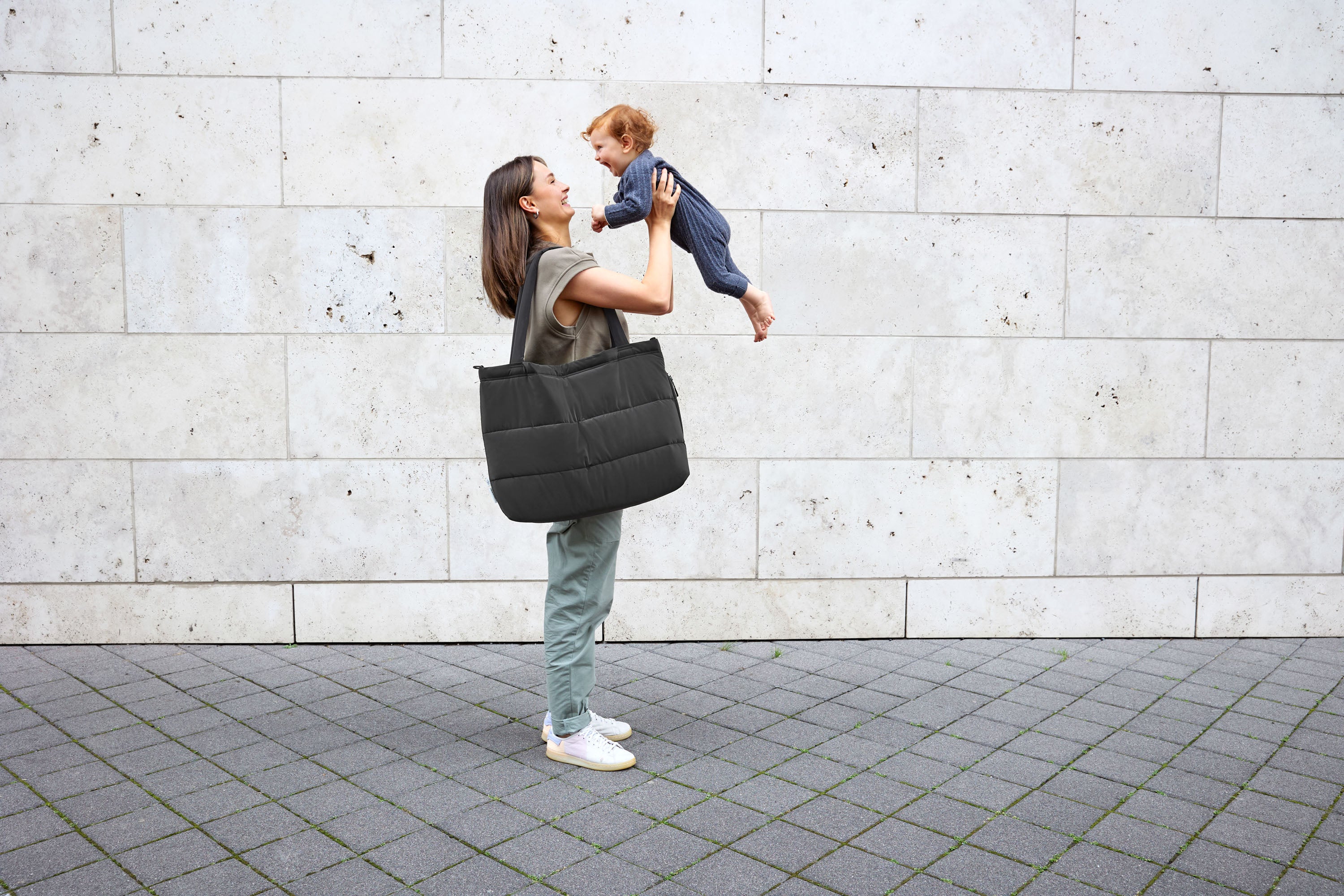 LÄSSIG Shopper MIX Schwarz Wickeltasche zum Umhängen wasserabweisend