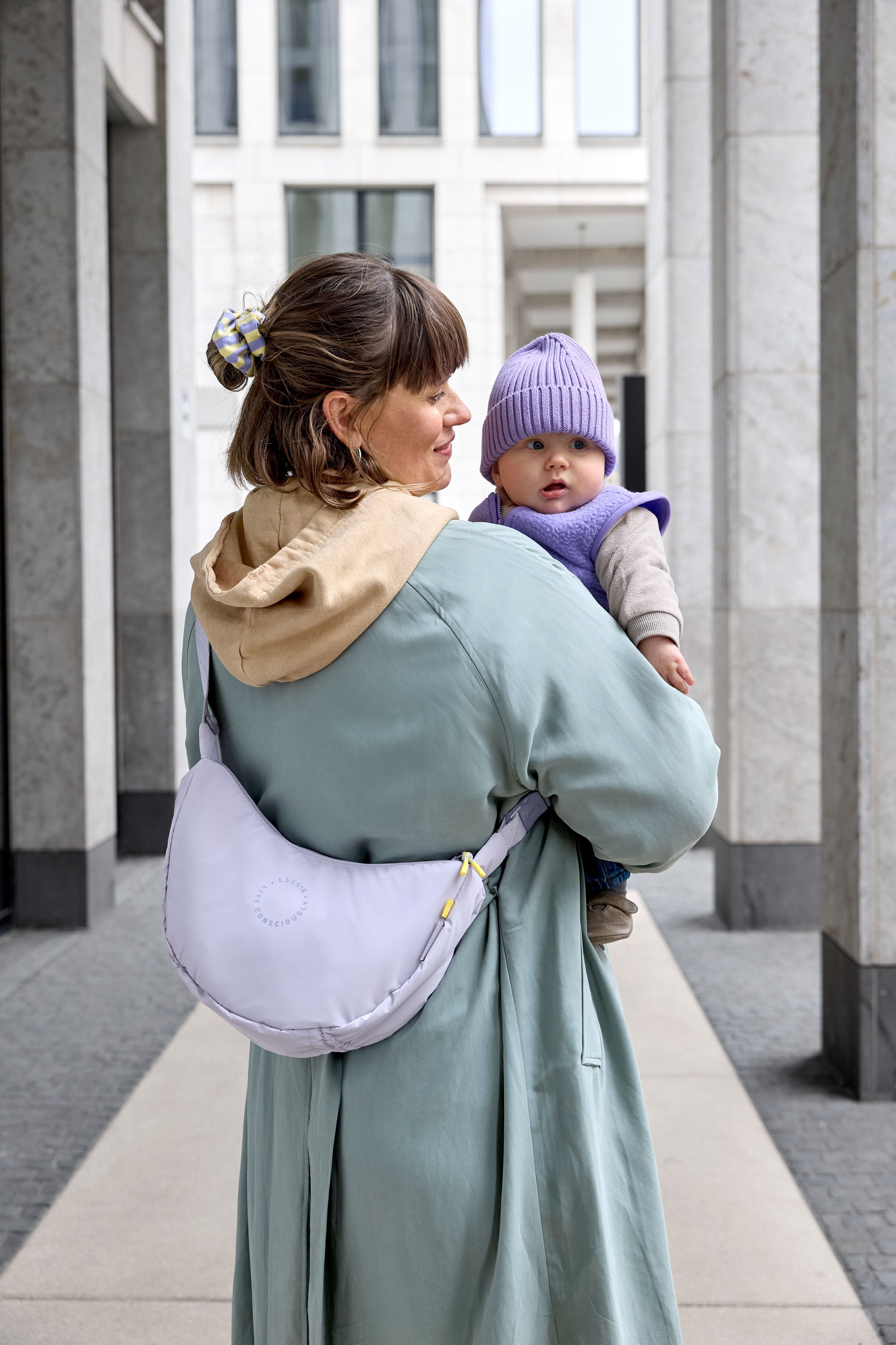 LÄSSIG Umhängetasche Stretch Up Bum Bag Lila Umhängetasche Eltern Wickeltasche Kinderwagen