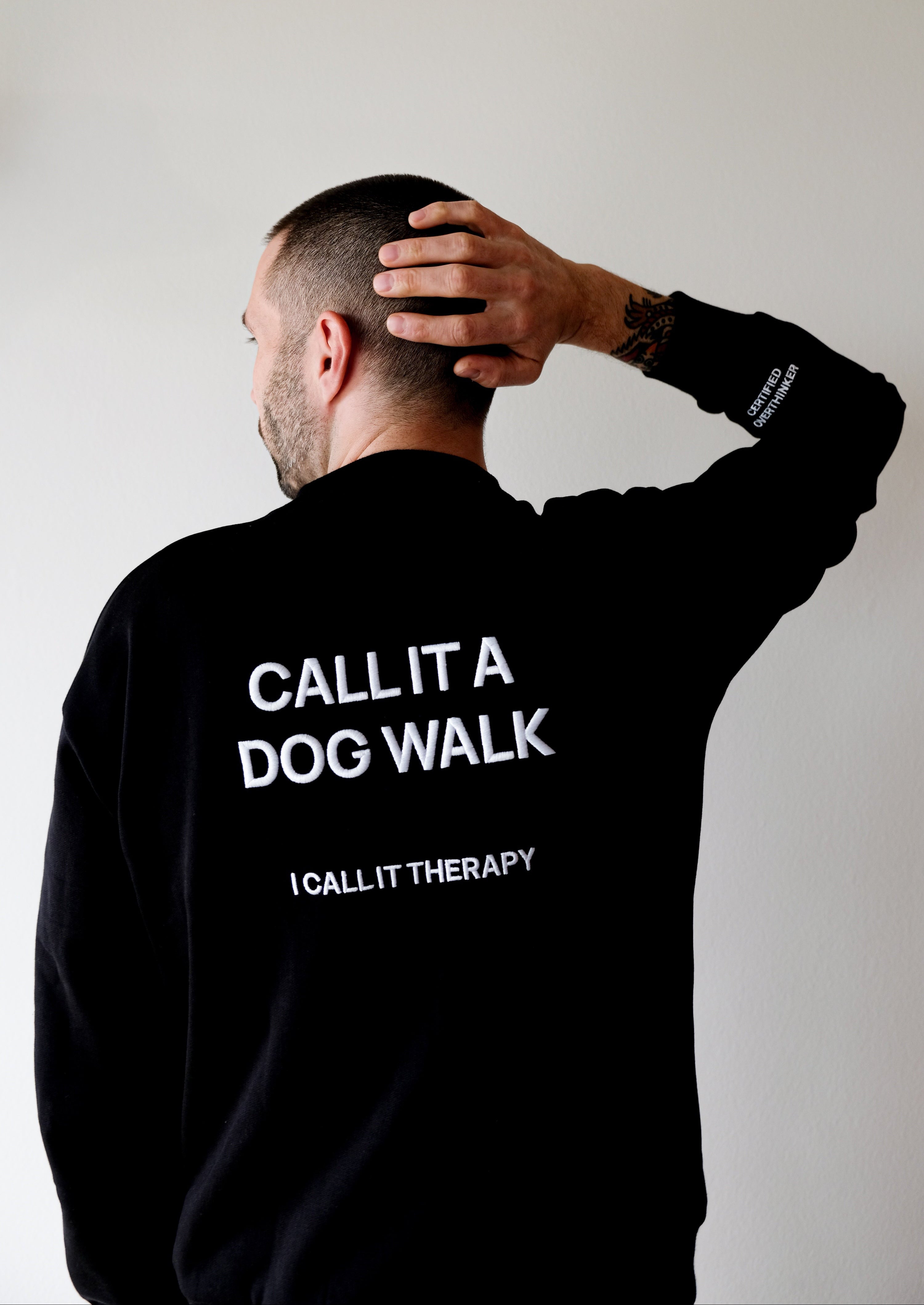 LEVEY PULLOVER BLACK - CALL IT A DOG WALK I CALL IT THERAPY Sweater für Hundebesitzer
