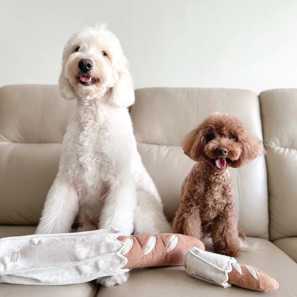 Lambwolf Mini Baguette Hundespielzeug fuer kleine Hunde