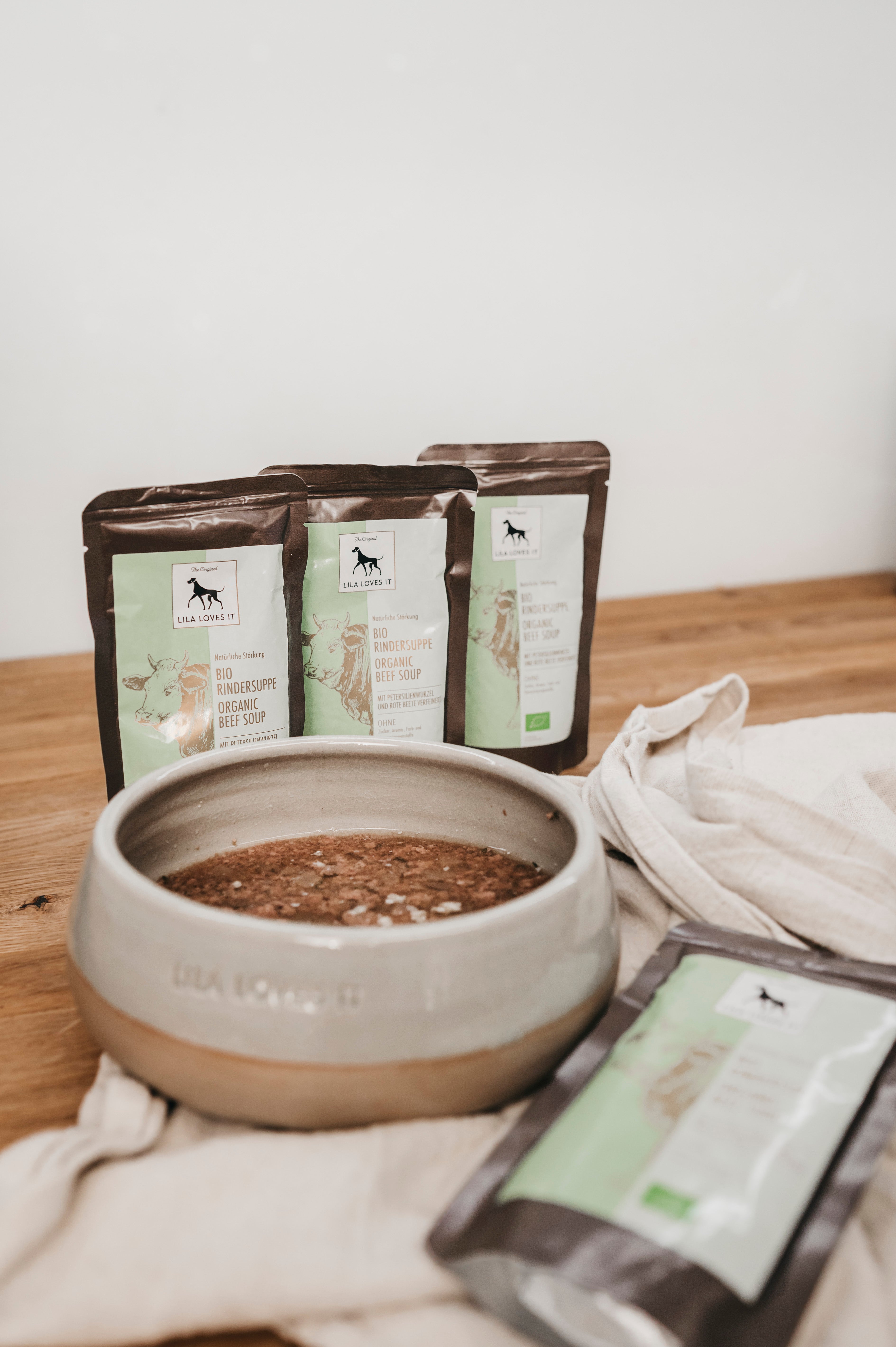 LILA LOVES IT Bio-Rindersuppe für Hunde Magenfreundliche Suppe für Hunde