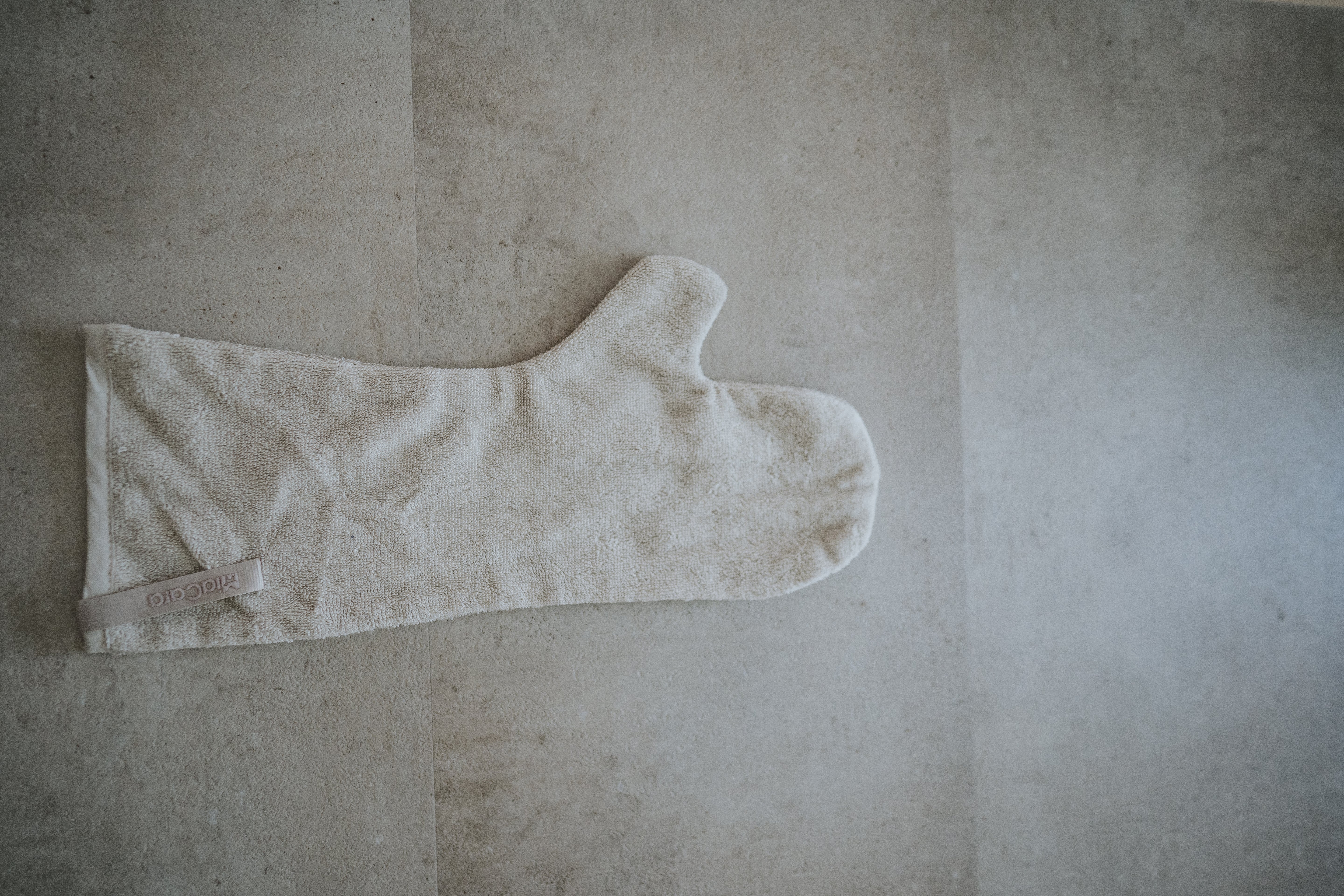 MiaCara Guanto Trockenhandschuh Greige Hundehandtuch mit Griffen