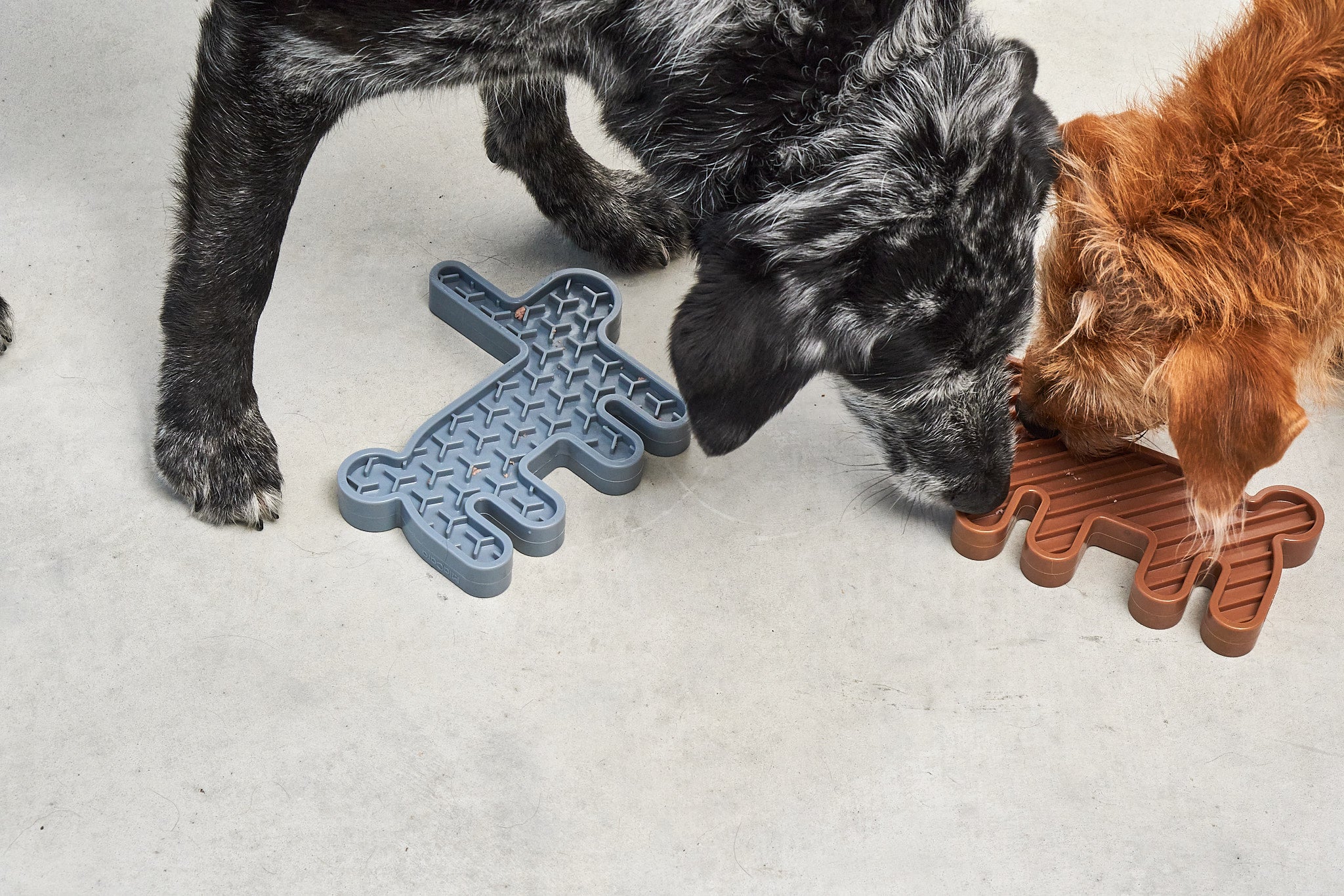 MiaCara Lepre Hundespielzeug Himmel Sandelholz Schleckmatte fuer Hunde