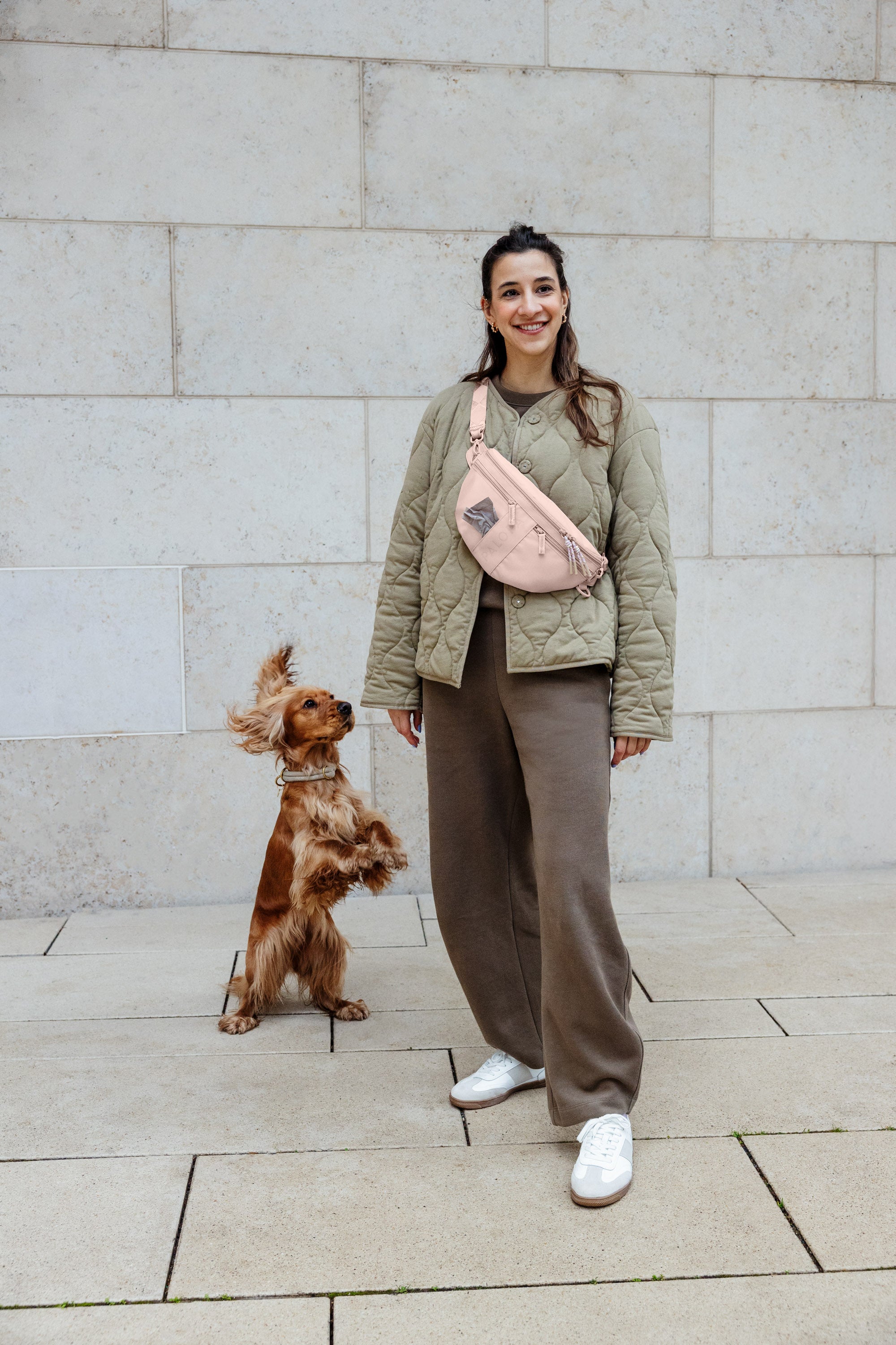 PALOPA Hunde Leckerlibeutel Emma Soft Pink Gassitasche zum Umhängen Crossbody Bag