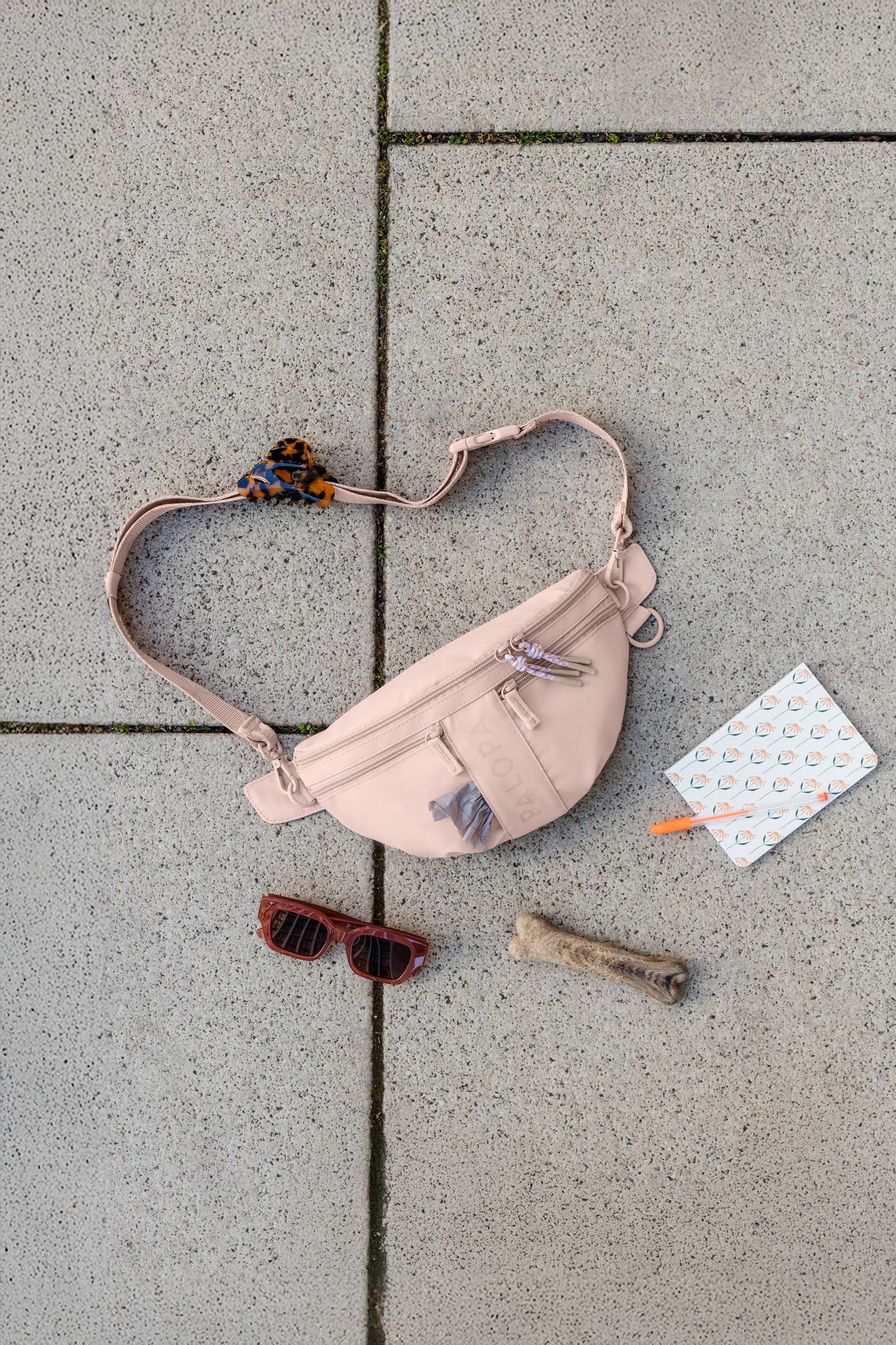 PALOPA Hunde Leckerlibeutel Emma Soft Pink Leckerlitasche zum Umhängen Crossbody Bag Gassitasche für Hundetraining