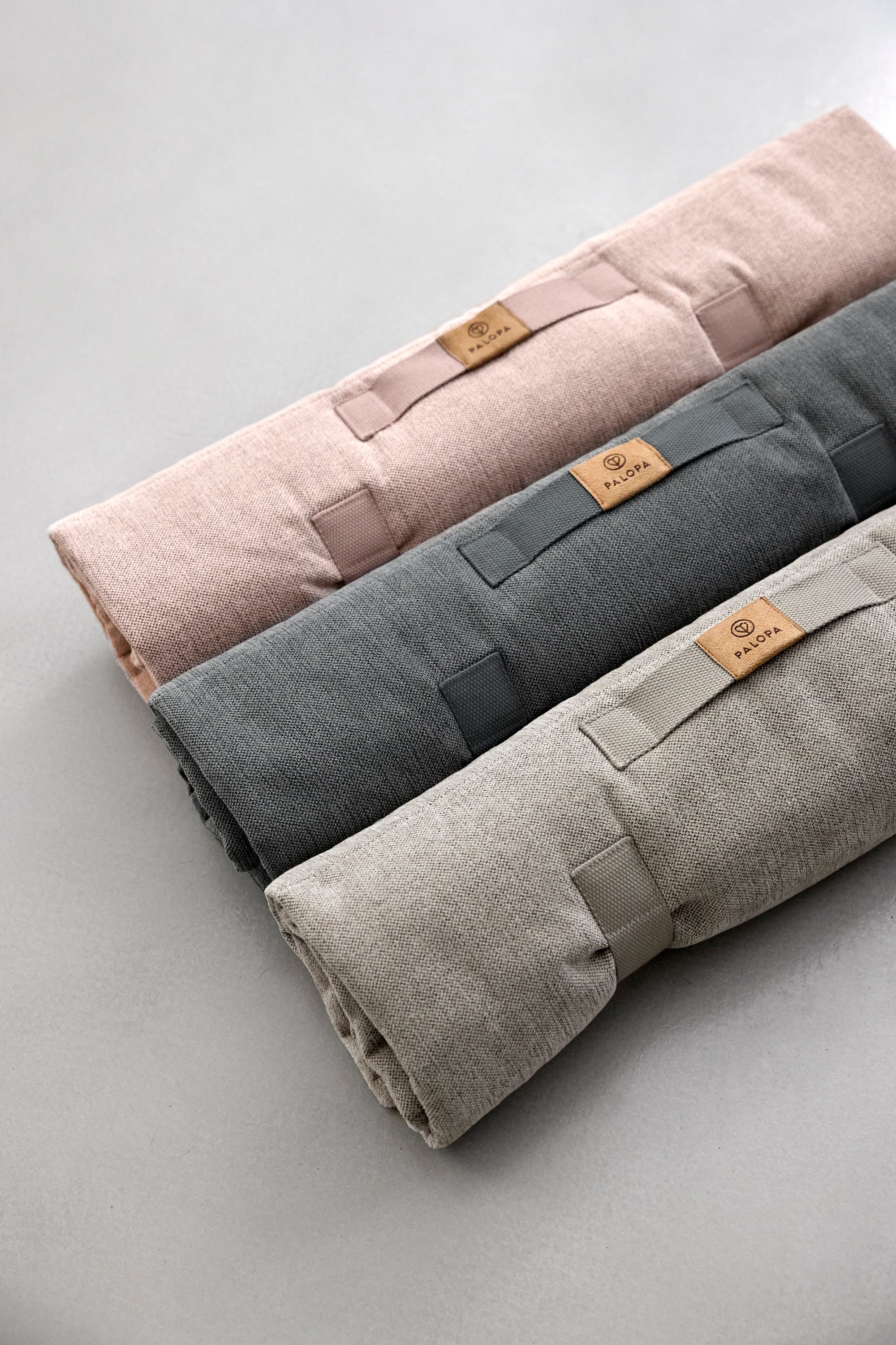 PALOPA Hundematte Alma Anthrazit Rosa Greige Hundematte faltbar für unterwegs