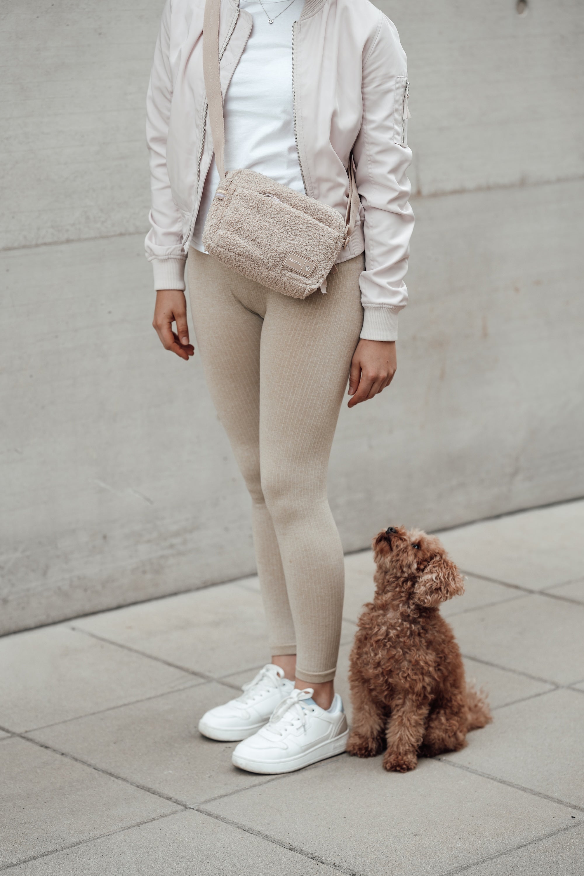 PALOPA Square Bag Noka Teddy Fleece Gassitasche Teddy