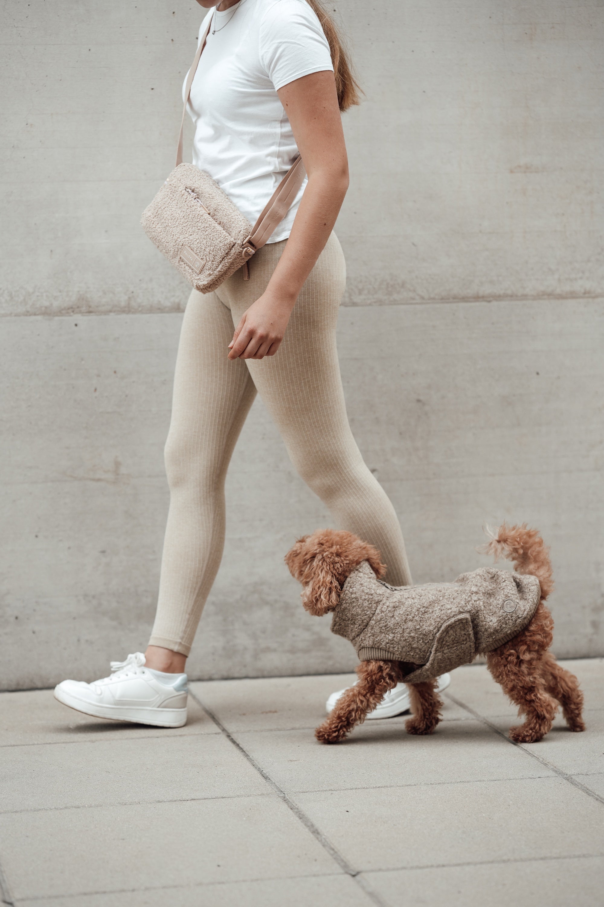 PALOPA Square Bag Noka Teddy Fleece Leckerlitasche für unterwegs