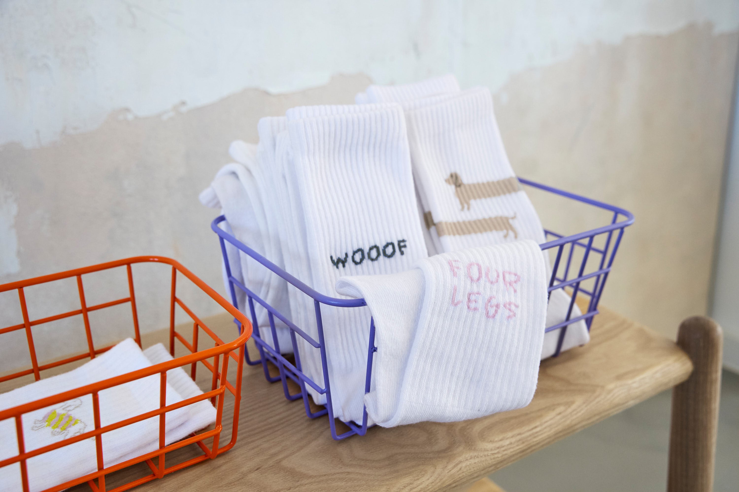 PALOPA Tennis Socken GOTS Lettering Lemon Orchid Socken mit Hundeprint Woof