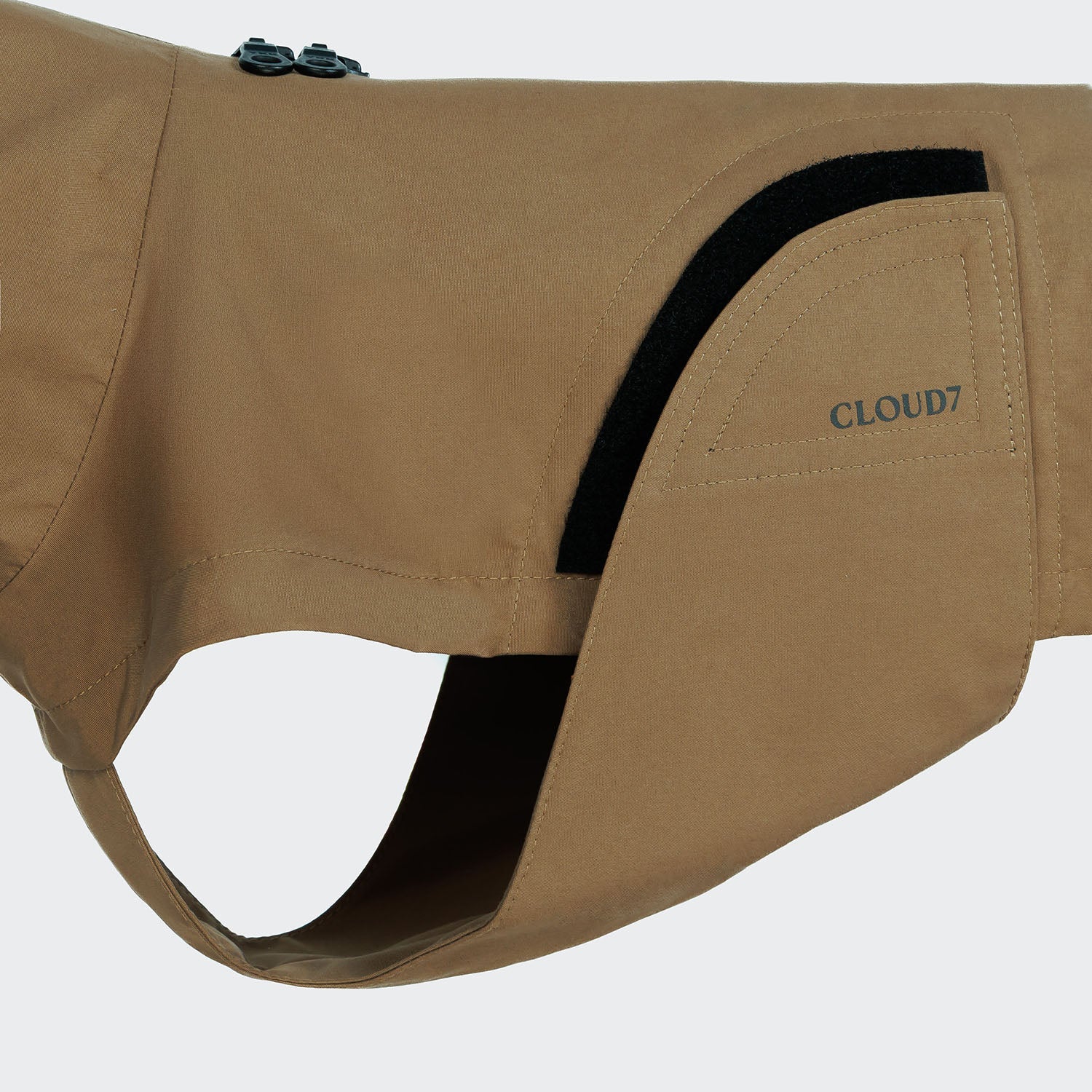 Cloud7 Hunderegenmantel DACKEL Dublin 2.0 Sandy Brown Regenjacke für Dackel wasserabweisend