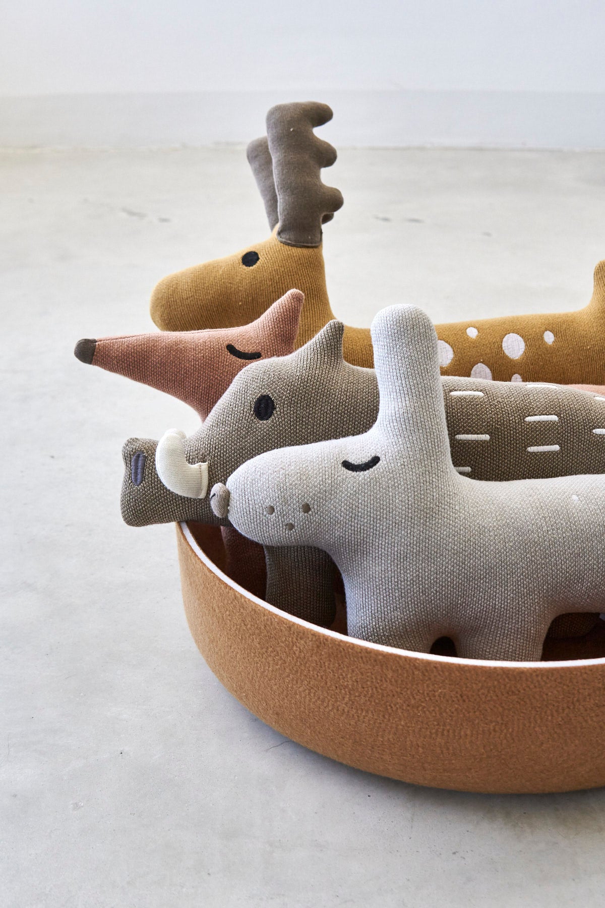 MiaCara Bosco Stofftier Fuchs Ziegel Reh Ocker Wildschwein Braun Hase grau grosses Designer Spielzeug