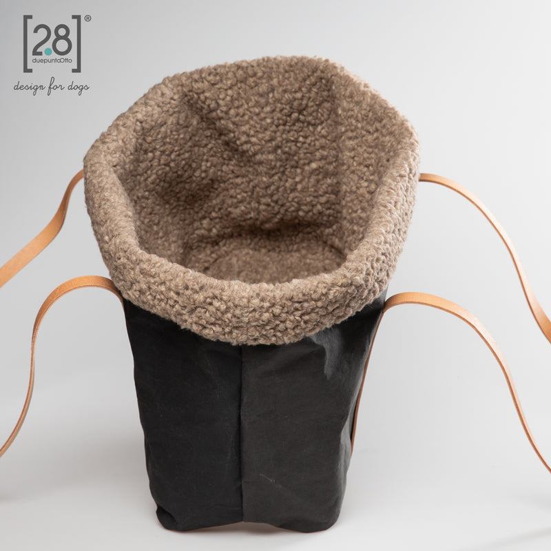 2.8 duepuntootto ANNIE paper dog bag black boucle wool moderne Hundereisetasche