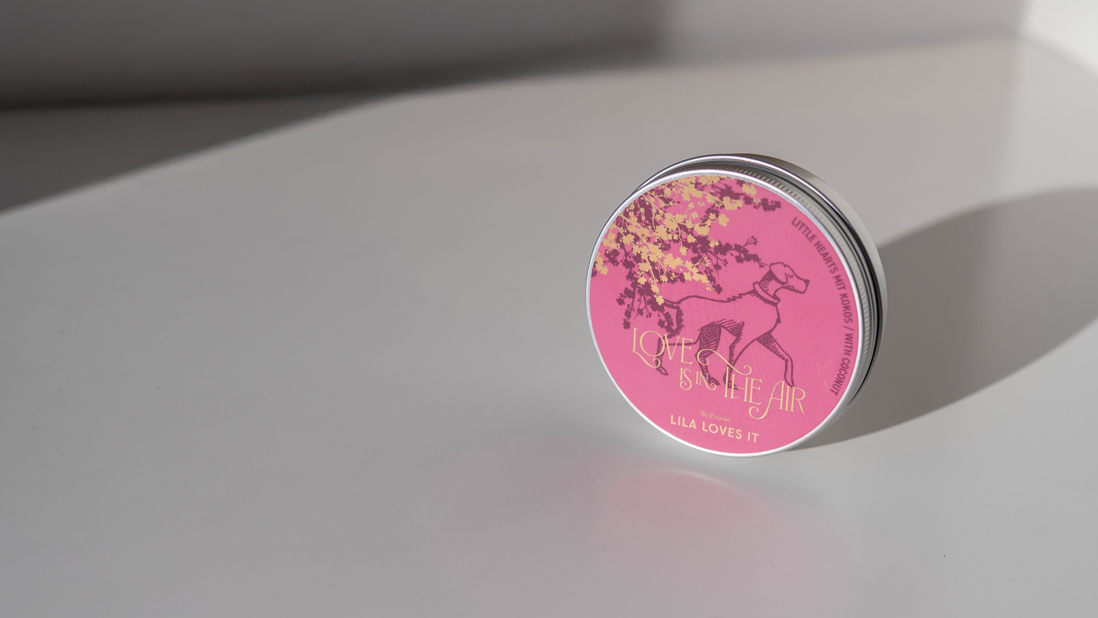 LILA LOVES IT Frühlings-Goodies LOVE IS IN THE AIR - Limited Edition Snacks für Hunde