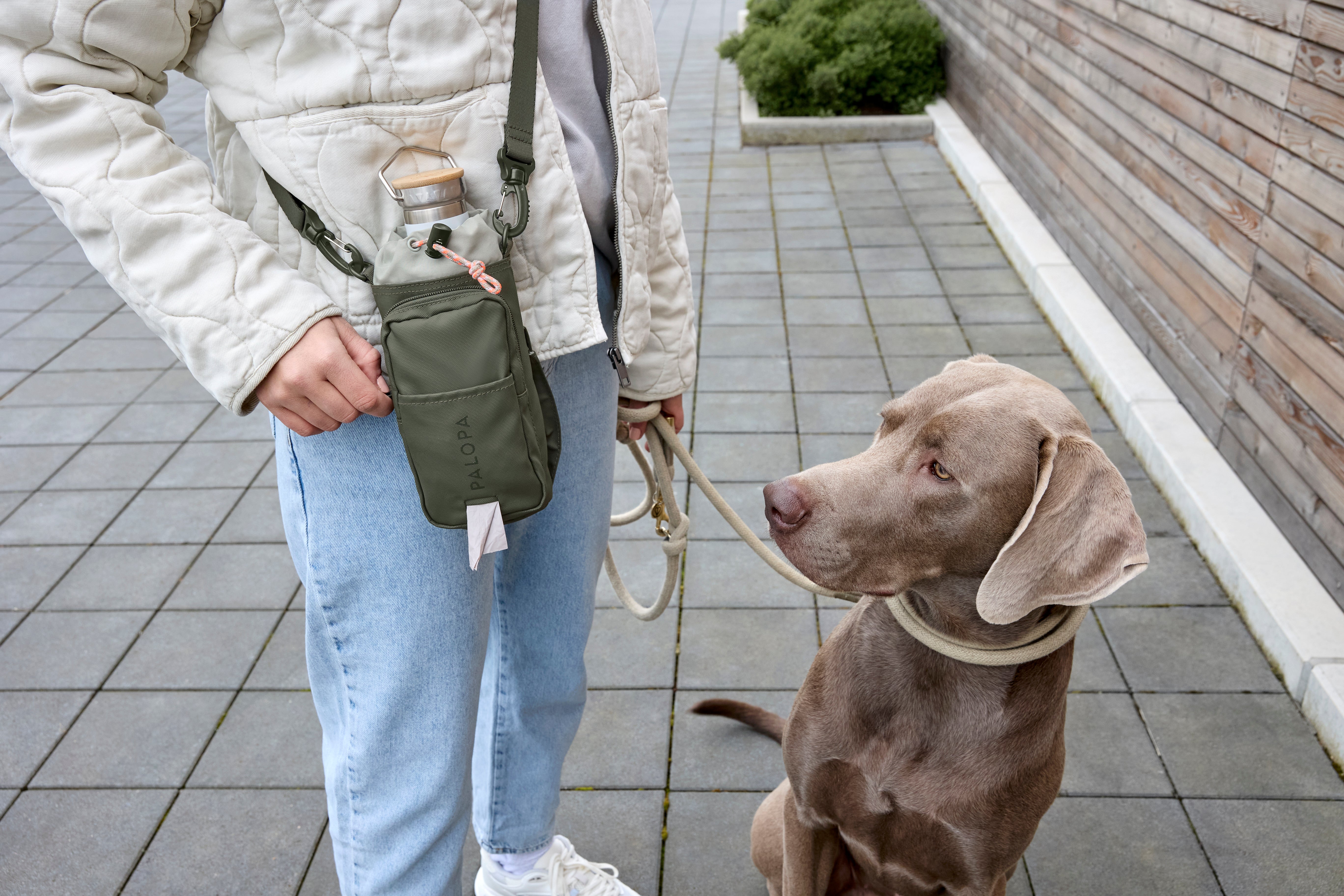 PALOPA Flaschen- und Leckerlitasche Boudi Dunkelgrün Cross Body Tasche