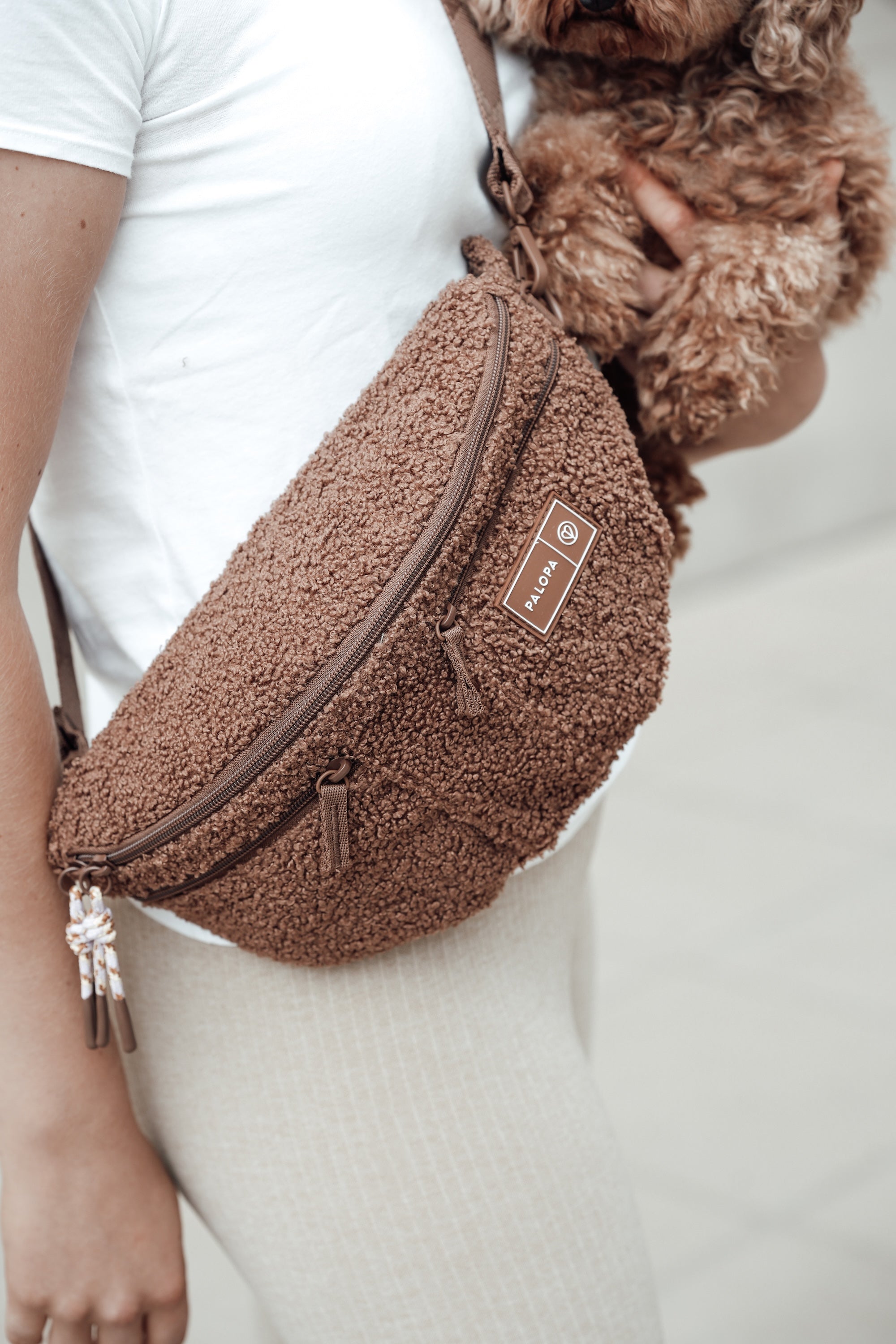 PALOPA Hunde Leckerlibeutel Emma Teddy Fleece Gassitasche Hund