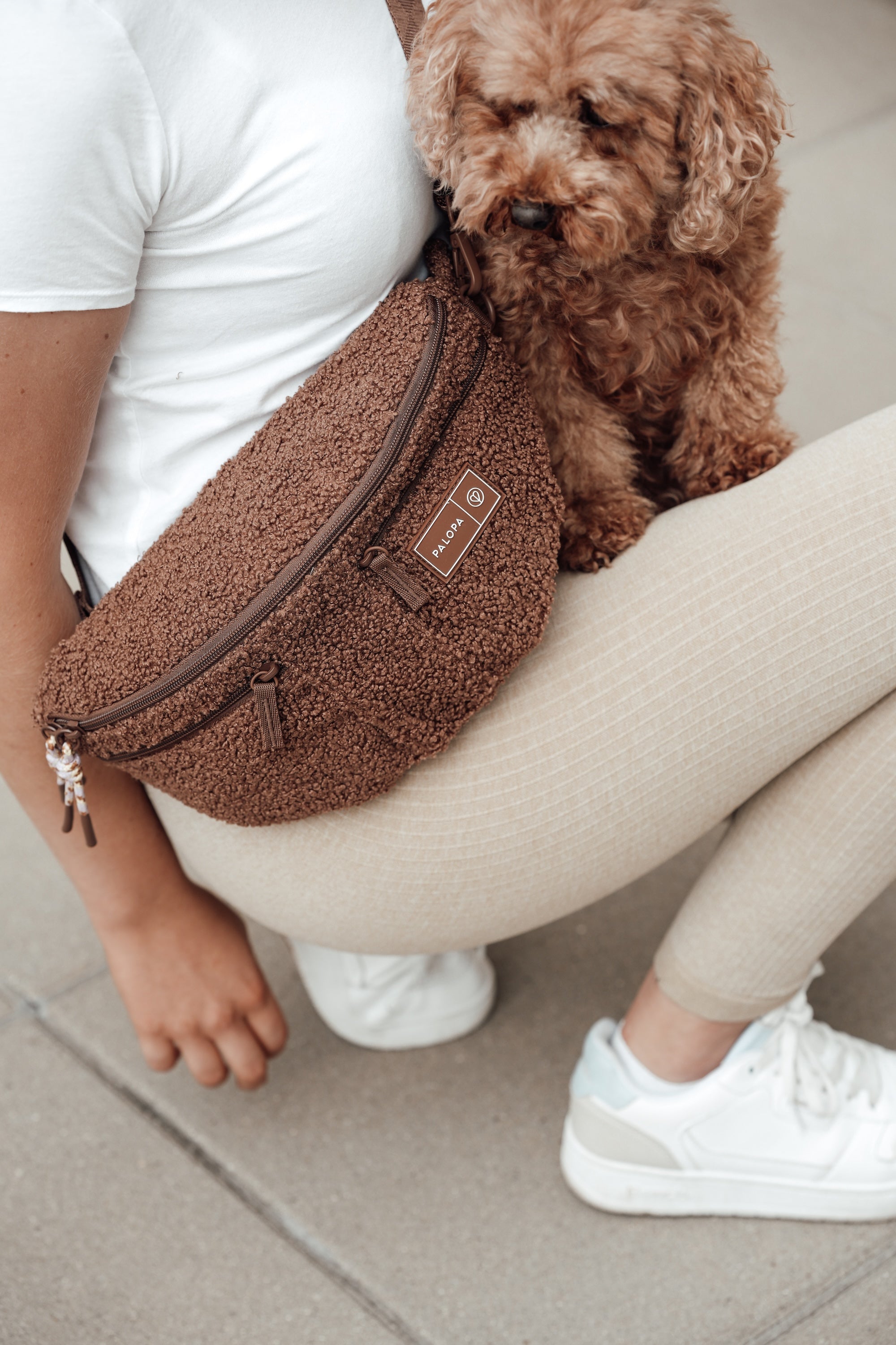 PALOPA Hunde Leckerlibeutel Emma Teddy Fleece Leckerlitasche Hund