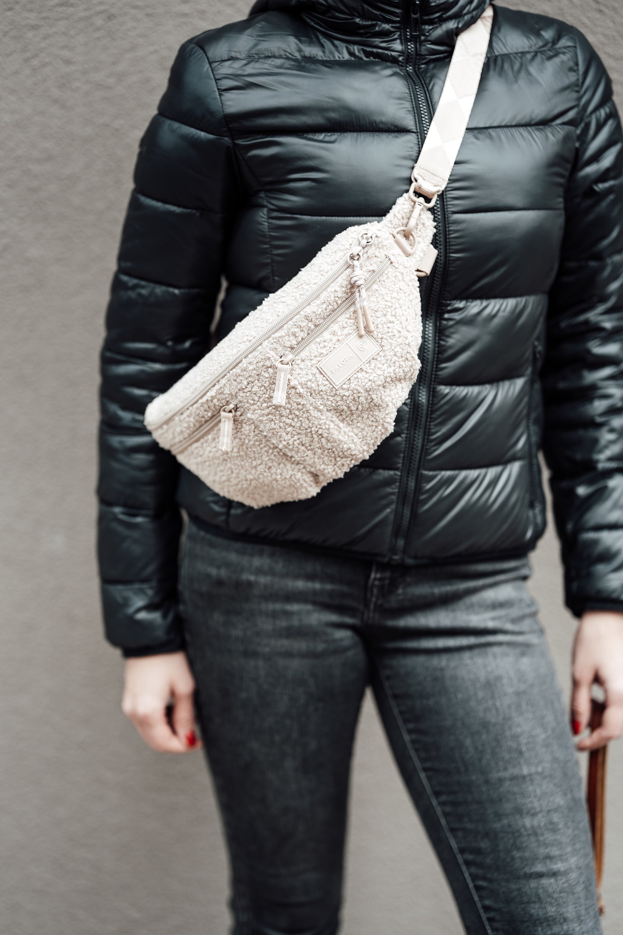 PALOPA Hunde Leckerlibeutel Emma Teddy Fleece Leckerlitasche waschbar Teddy