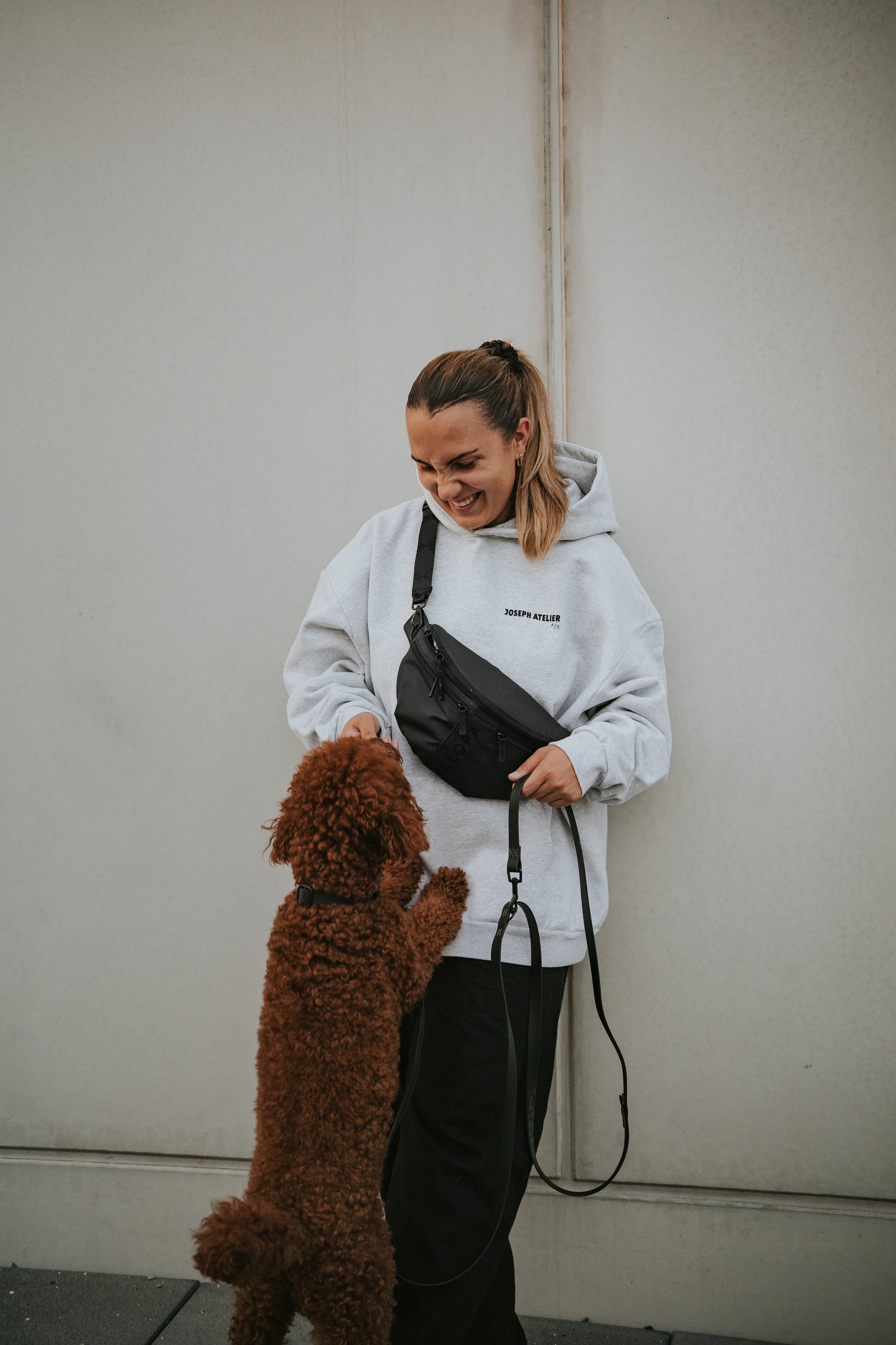 PALOPA Hunde Leckerlibeutel Emma Schwarz Gassitasche Bauchtasche Hund