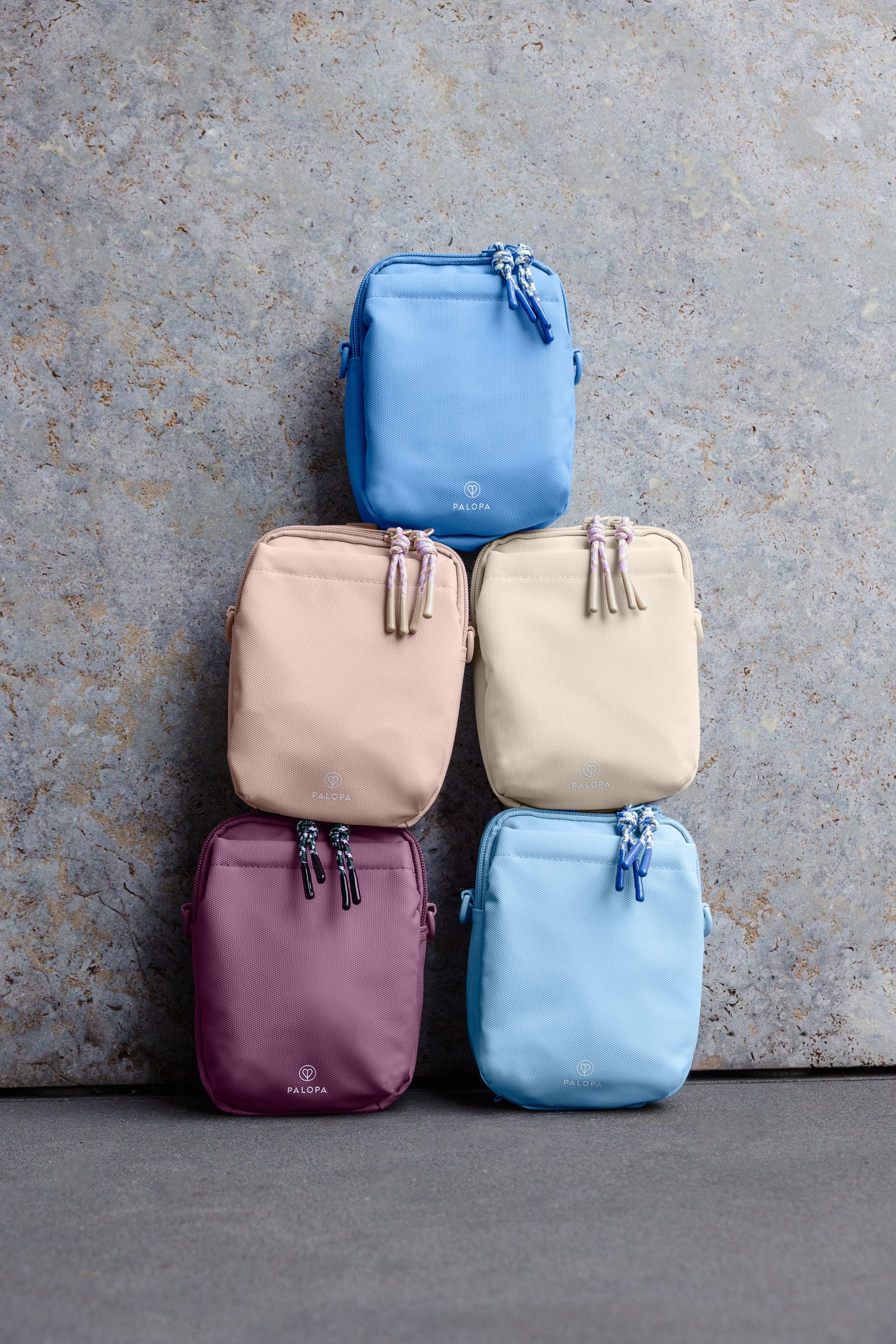 PALOPA Leckerlibeutel Greta Leckerlitasche Gassitasche zum Umhängen Crossbody Bag wasserabweisend