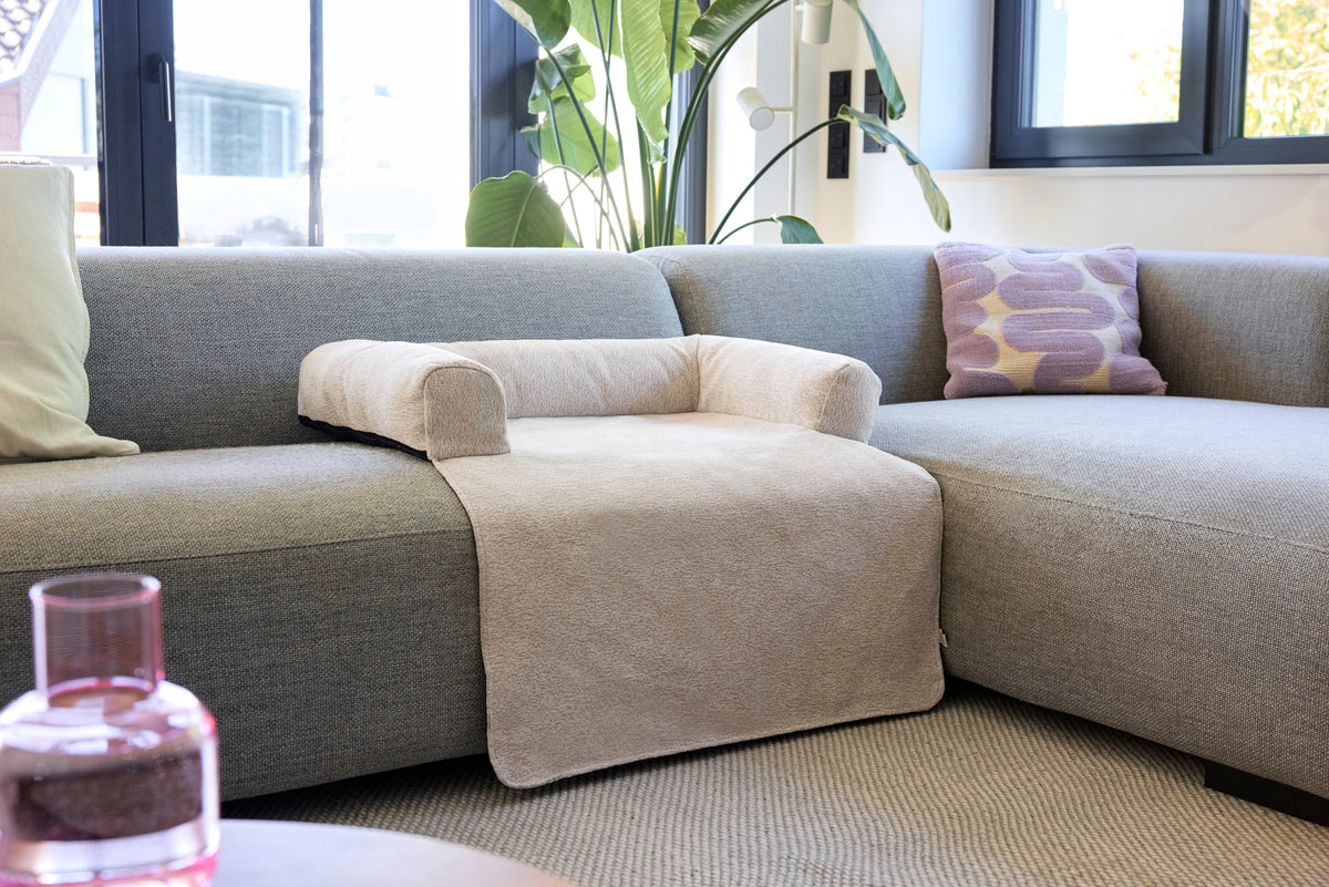 PALOPA Sofa Schutzmatte Rika Beige Sofaschutz für Hunde