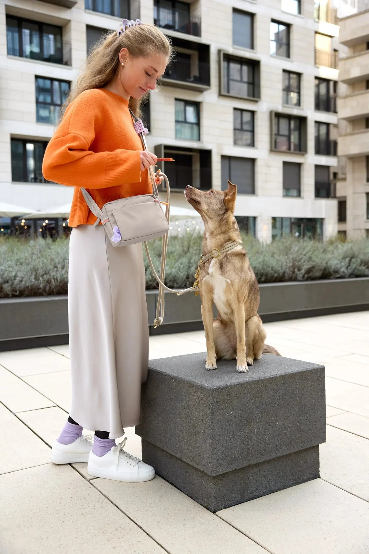 PALOPA Square Bag Noka Taupe Gassitasche waschbar