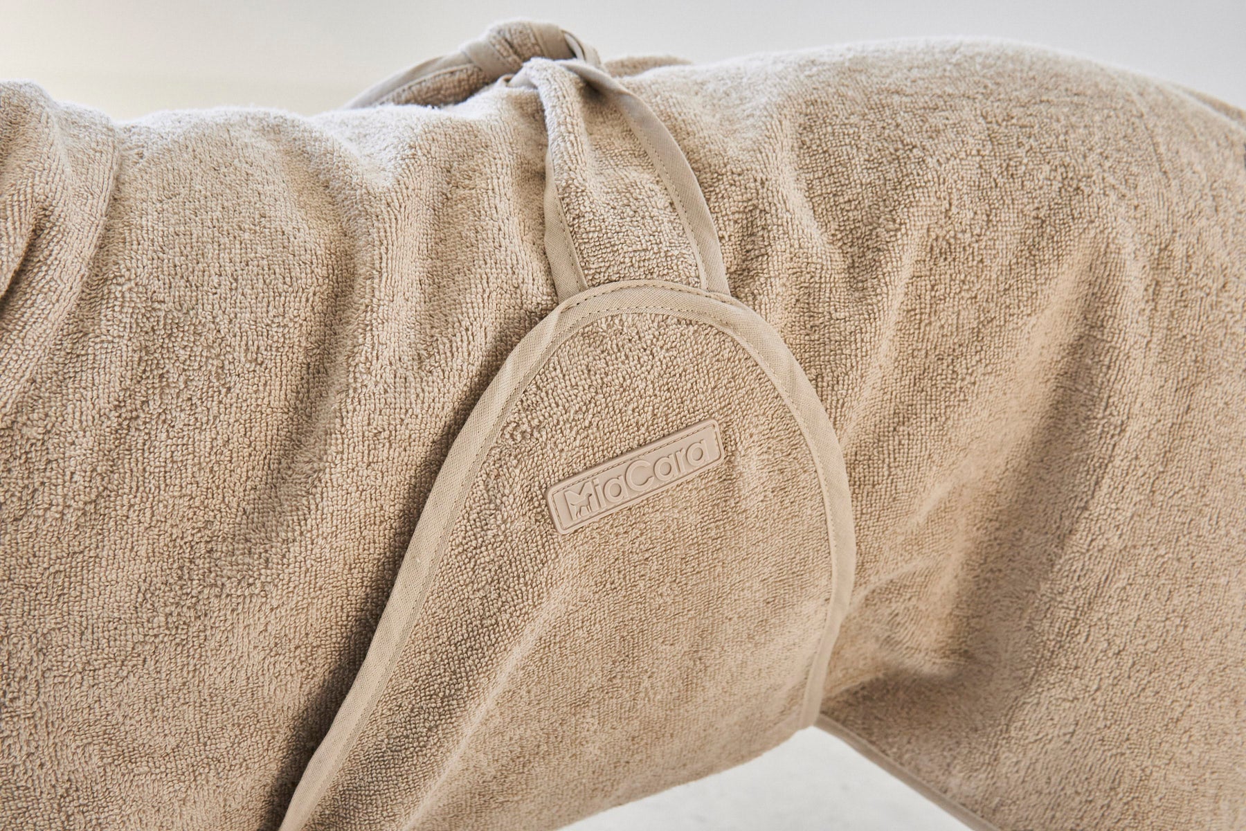 MiaCara Bagno Hundebademantel Greige Hundetrockentuch 