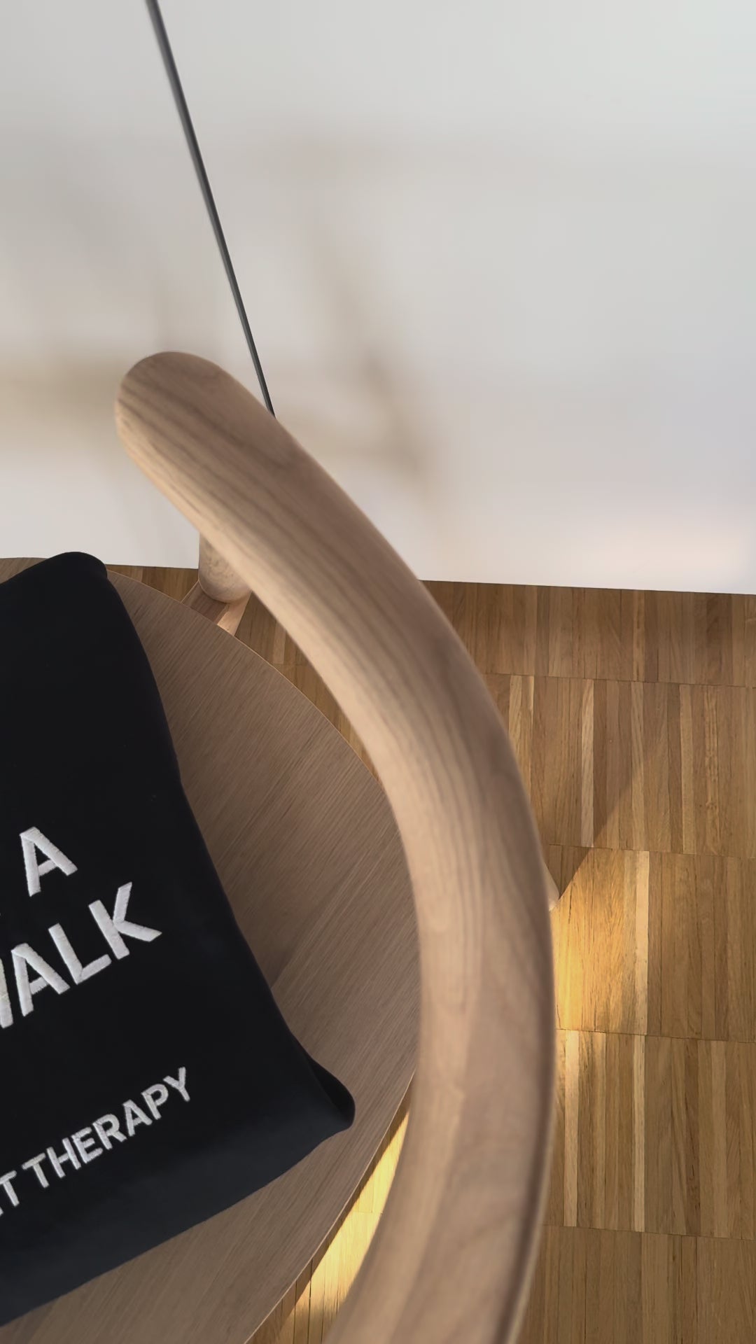 LEVEY Pullover Sweater Call it a dog walk I call it therapy Sweatshirt Black Bio Baumwolle