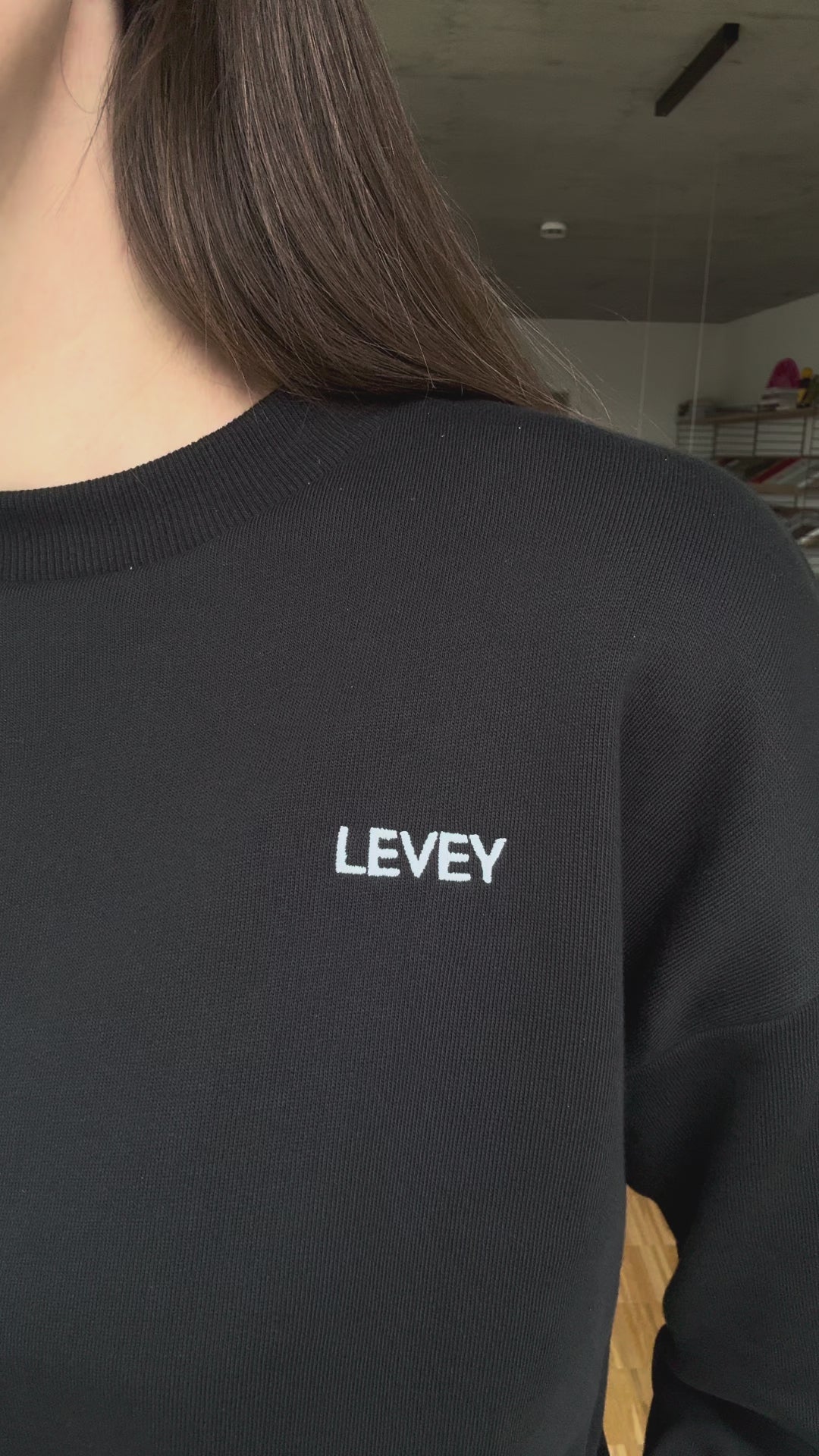 LEVEY Pullover Sweater Call it a dog walk I call it therapy Pullover Baumwolle Bio Pullover für Hundebesitzer