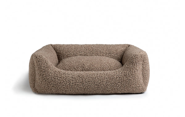 2.8 duepuntootto Henri Boucle Wool Dog Bed Natural Hundebett Schafsfell