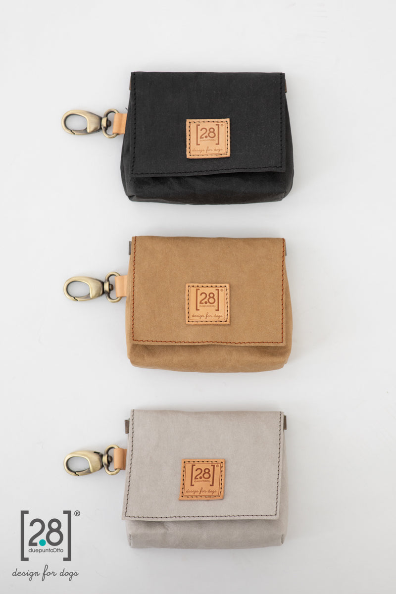 2.8 duepuntootto Oliviero Poop Bags Holder Grey Black Havana Kotbeutelspender