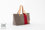 2.8 duepuntootto inge wool dog bag natural red moderne hundetragetasche aus wolle